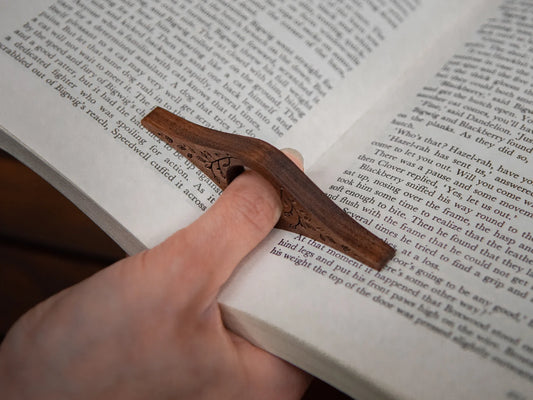 Paginahouder bladeren walnoot