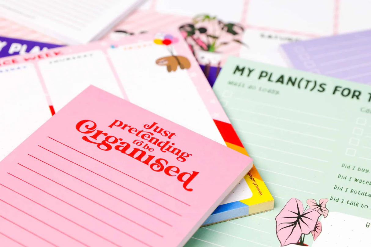 Notitieblok 'Just pretending to be organised'