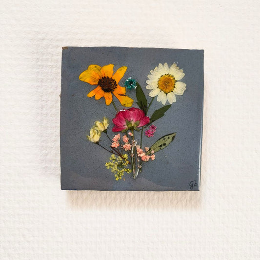 Bloementegel 'Grijs'