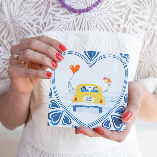 Just married, off we go!