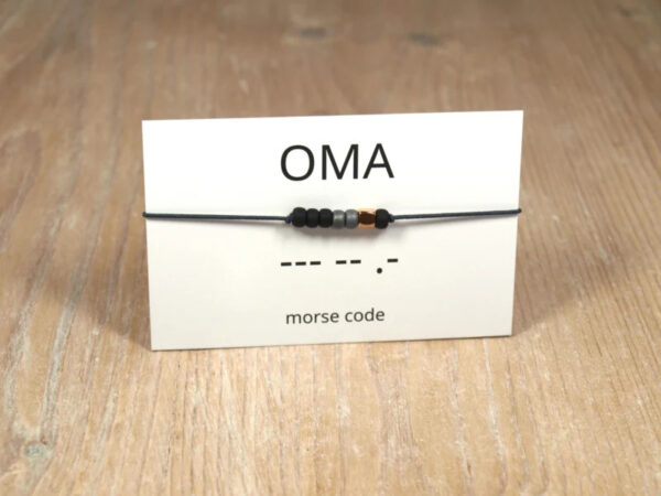 Morse code armband ‘Oma’
